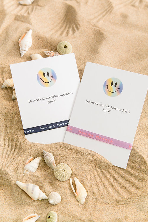 Kaart met Hakuna Matata armband